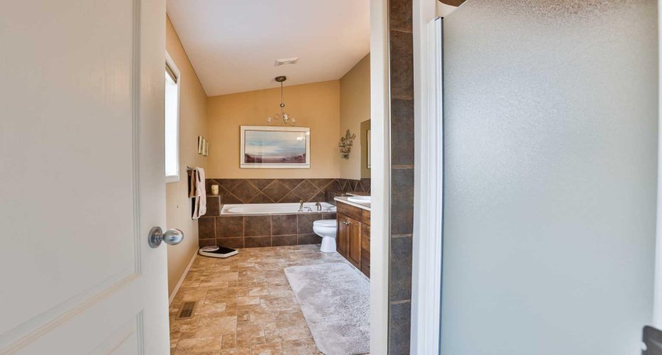 91 Fairmont Point, Lethbridge, Alberta T1K 7W8, 3 Bedrooms Bedrooms, ,3 BathroomsBathrooms,Residential,For Sale,Fairmont,A2302875