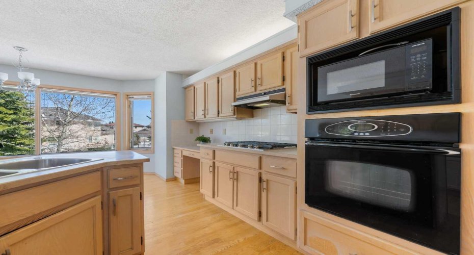 251 Hampshire Place, Calgary, Alberta T3A 4Y7, 5 Bedrooms Bedrooms, ,4 BathroomsBathrooms,Residential,For Sale,Hampshire,A2302879