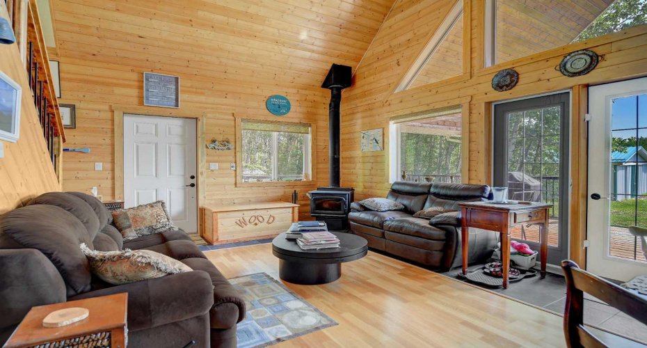 70443 RR 245, Rural Greenview No. 16, M.D. of, Alberta T0H 3N0, 4 Bedrooms Bedrooms, ,1 BathroomBathrooms,Residential,For Sale,RR 245,A2302948