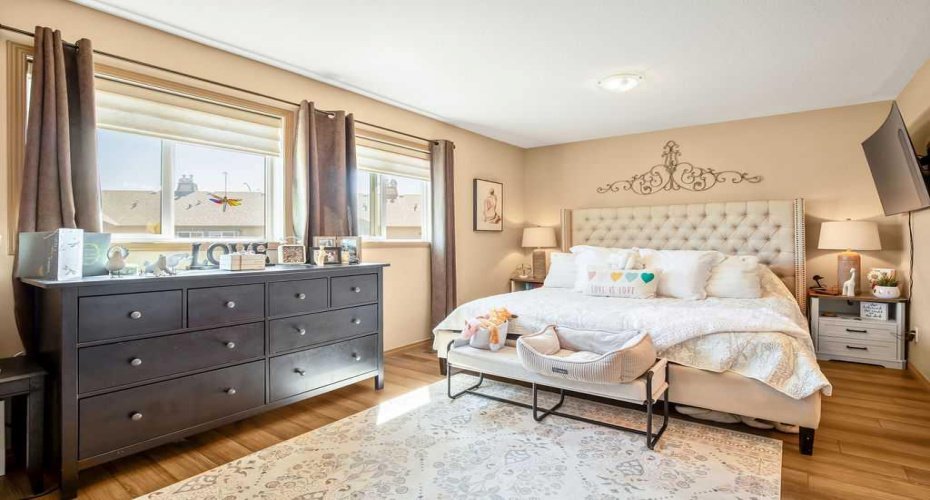 49 Spring Meadows Bay, Okotoks, Alberta T1S2G8, 2 Bedrooms Bedrooms, ,4 BathroomsBathrooms,Residential,For Sale,Spring Meadows,A2302953