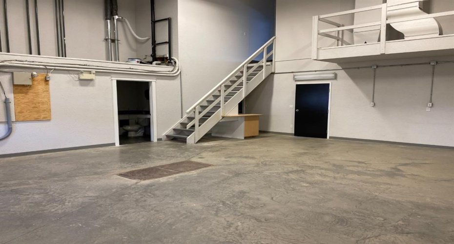 10920 84 Avenue, Grande Prairie, Alberta T8V 6H2, ,Commercial,For Lease,84,A2302998