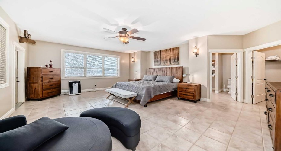 232 Canal Street, Rural Ponoka County, Alberta T0C 2J0, 5 Bedrooms Bedrooms, ,3 BathroomsBathrooms,Residential,For Sale,Canal,A2303009