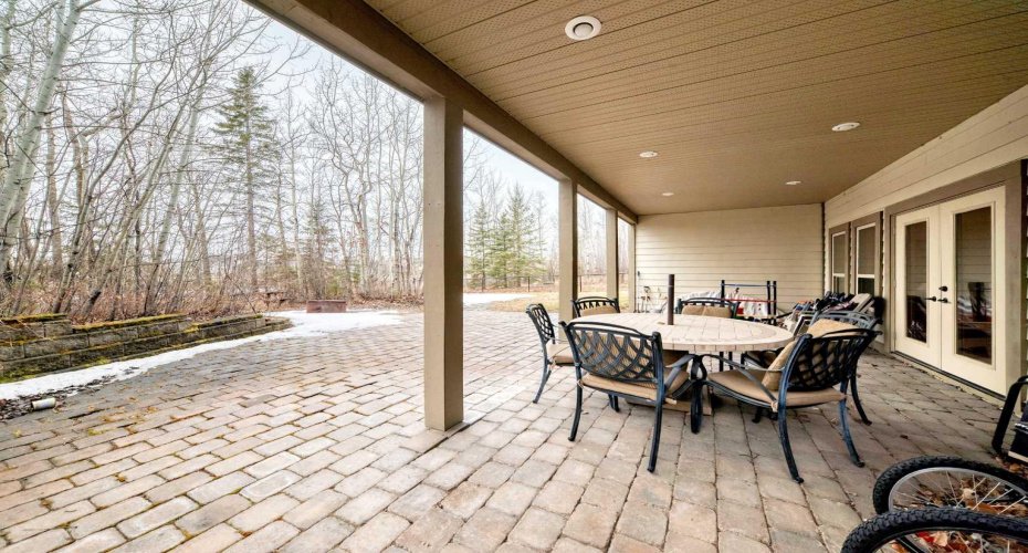 232 Canal Street, Rural Ponoka County, Alberta T0C 2J0, 5 Bedrooms Bedrooms, ,3 BathroomsBathrooms,Residential,For Sale,Canal,A2303009