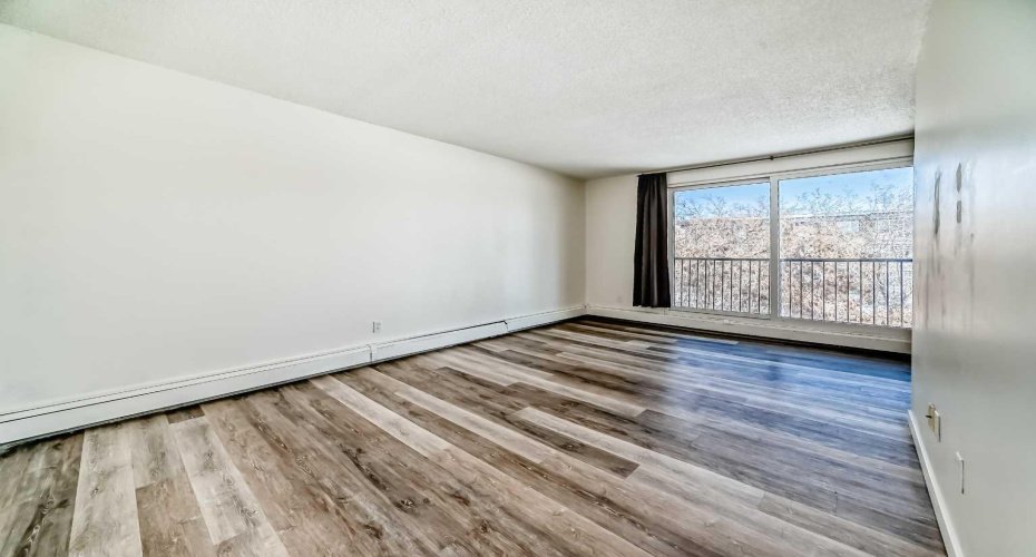 1703 11 Avenue, Calgary, Alberta T3C 0N5, 1 Bedroom Bedrooms, ,1 BathroomBathrooms,Residential,For Sale,11,A2303043