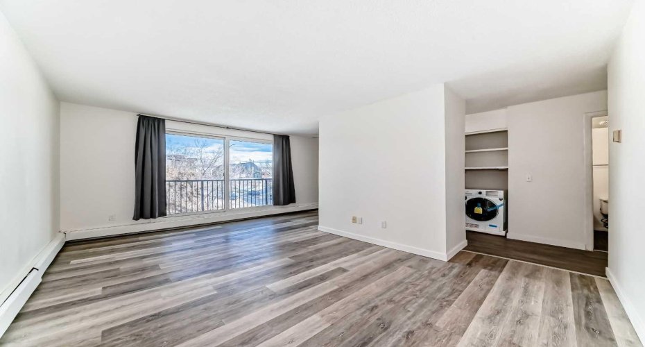 1703 11 Avenue, Calgary, Alberta T3C 0N5, 1 Bedroom Bedrooms, ,1 BathroomBathrooms,Residential,For Sale,11,A2303043