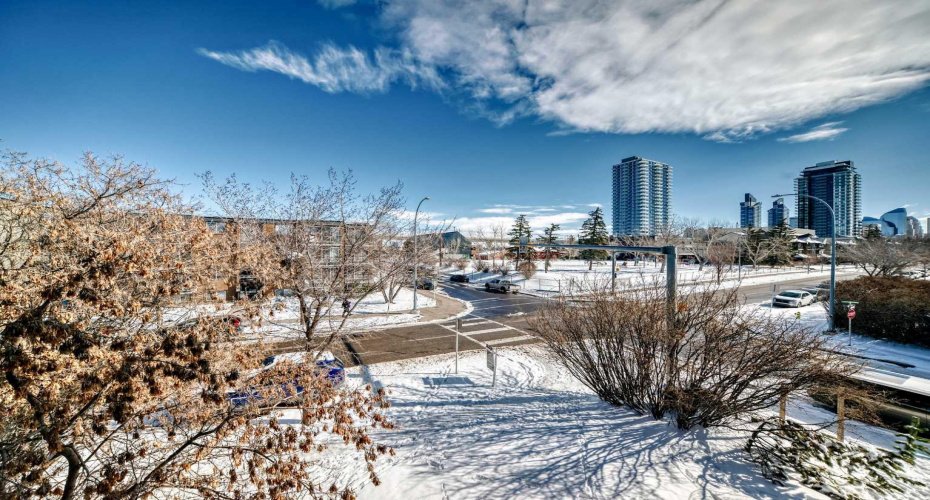 1703 11 Avenue, Calgary, Alberta T3C 0N5, 1 Bedroom Bedrooms, ,1 BathroomBathrooms,Residential,For Sale,11,A2303043