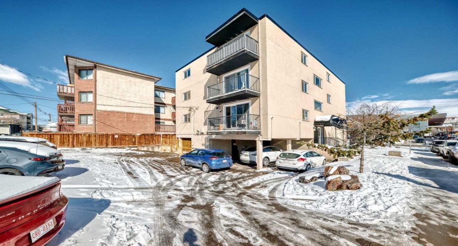 1703 11 Avenue, Calgary, Alberta T3C 0N5, 1 Bedroom Bedrooms, ,1 BathroomBathrooms,Residential,For Sale,11,A2303043