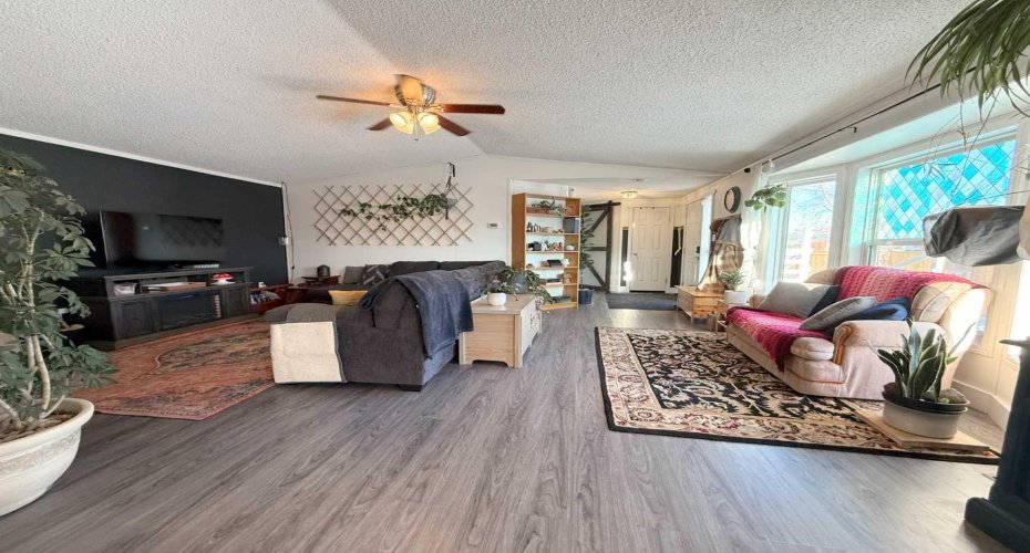 5006 51 Street, Colinton, Alberta T0G 0R0, 4 Bedrooms Bedrooms, ,2 BathroomsBathrooms,Residential,For Sale,51,A2303045