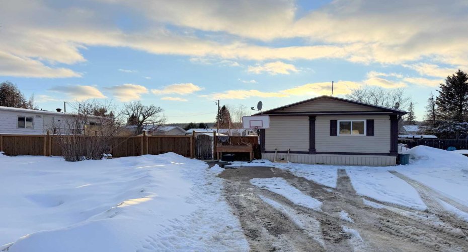 5006 51 Street, Colinton, Alberta T0G 0R0, 4 Bedrooms Bedrooms, ,2 BathroomsBathrooms,Residential,For Sale,51,A2303045