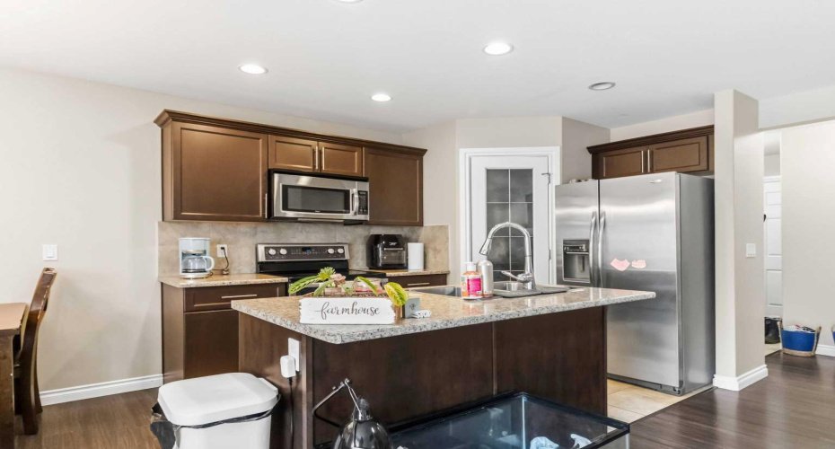 141 Dakin Drive, Fort McMurray, Alberta T9K 0Y1, 4 Bedrooms Bedrooms, ,4 BathroomsBathrooms,Residential,For Sale,Dakin,A2303065