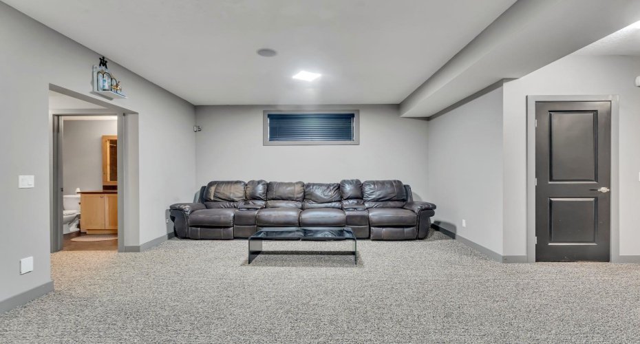 1200 Ravenswood Drive, Airdrie, Alberta T4A 0G7, 3 Bedrooms Bedrooms, ,3 BathroomsBathrooms,Residential,For Sale,Ravenswood,A2303089