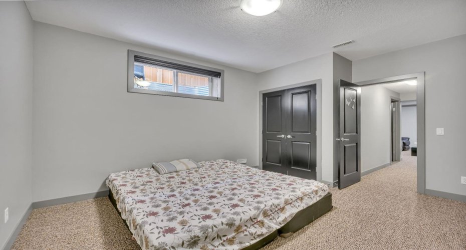 1200 Ravenswood Drive, Airdrie, Alberta T4A 0G7, 3 Bedrooms Bedrooms, ,3 BathroomsBathrooms,Residential,For Sale,Ravenswood,A2303089