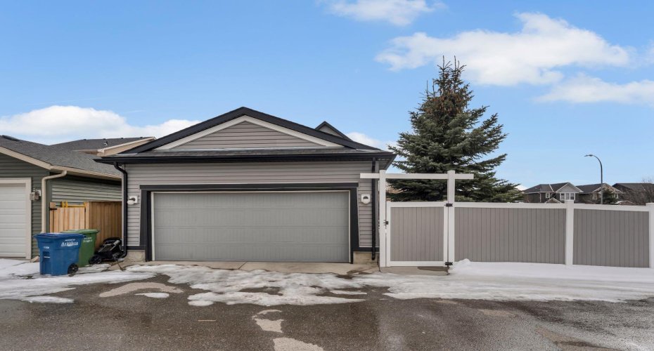 1200 Ravenswood Drive, Airdrie, Alberta T4A 0G7, 3 Bedrooms Bedrooms, ,3 BathroomsBathrooms,Residential,For Sale,Ravenswood,A2303089