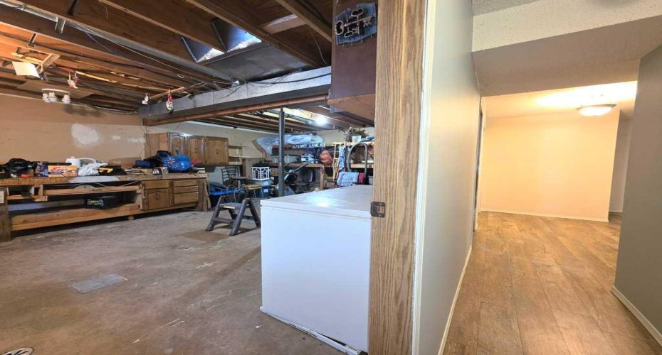 1216 10 Street, Slave Lake, Alberta T0G 2A3, 4 Bedrooms Bedrooms, ,3 BathroomsBathrooms,Residential,For Sale,10,A2303107