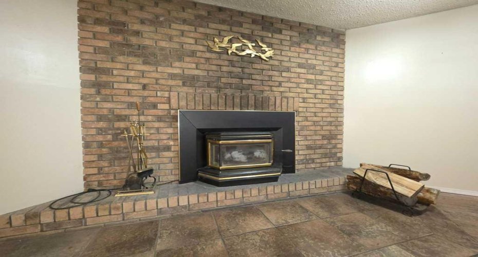 1216 10 Street, Slave Lake, Alberta T0G 2A3, 4 Bedrooms Bedrooms, ,3 BathroomsBathrooms,Residential,For Sale,10,A2303107