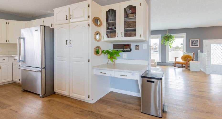 19 Beaverbrook Bay, Lethbridge, Alberta T1H 5Z6, 4 Bedrooms Bedrooms, ,4 BathroomsBathrooms,Residential,For Sale,Beaverbrook,A2303128