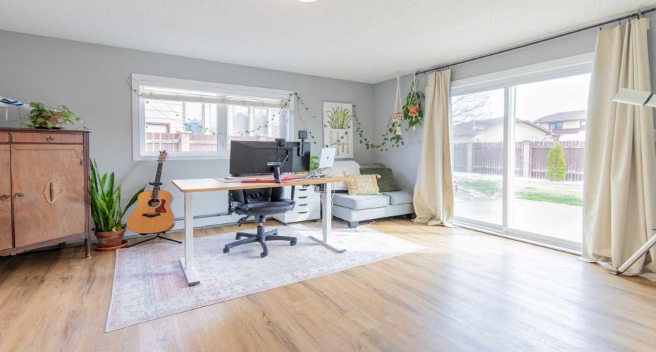 19 Beaverbrook Bay, Lethbridge, Alberta T1H 5Z6, 4 Bedrooms Bedrooms, ,4 BathroomsBathrooms,Residential,For Sale,Beaverbrook,A2303128