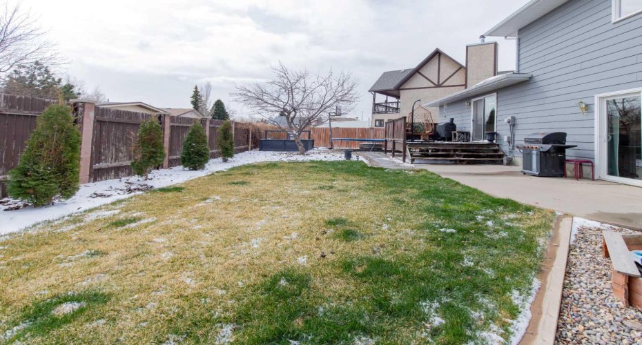 19 Beaverbrook Bay, Lethbridge, Alberta T1H 5Z6, 4 Bedrooms Bedrooms, ,4 BathroomsBathrooms,Residential,For Sale,Beaverbrook,A2303128