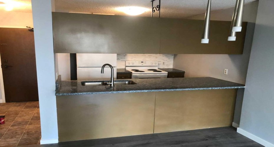 738 3 Avenue, Calgary, Alberta T2P0G7, 1 Bedroom Bedrooms, ,1 BathroomBathrooms,Residential,For Sale,3,A2303137