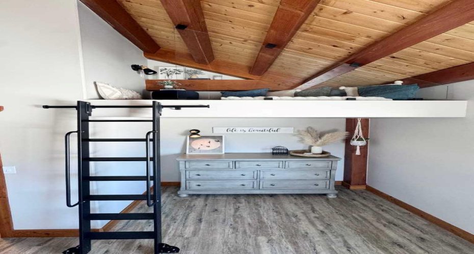 50047 774A Township, Rycroft, Alberta T0H3G0, 4 Bedrooms Bedrooms, ,3 BathroomsBathrooms,Residential,For Sale,774A,A2303347