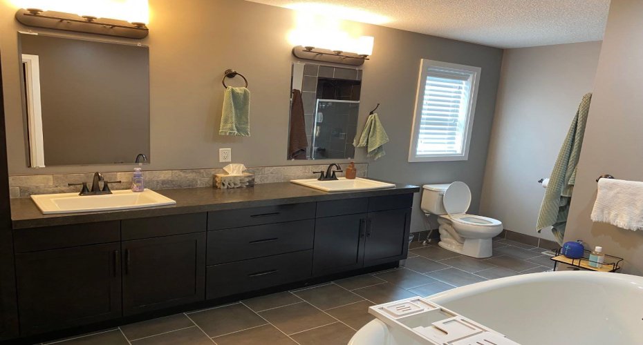 11565 73 Avenue, Grande Prairie, Alberta T8W0J5, 4 Bedrooms Bedrooms, ,4 BathroomsBathrooms,Residential,For Sale,73,A2303350