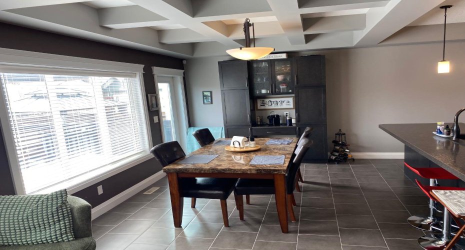 11565 73 Avenue, Grande Prairie, Alberta T8W0J5, 4 Bedrooms Bedrooms, ,4 BathroomsBathrooms,Residential,For Sale,73,A2303350