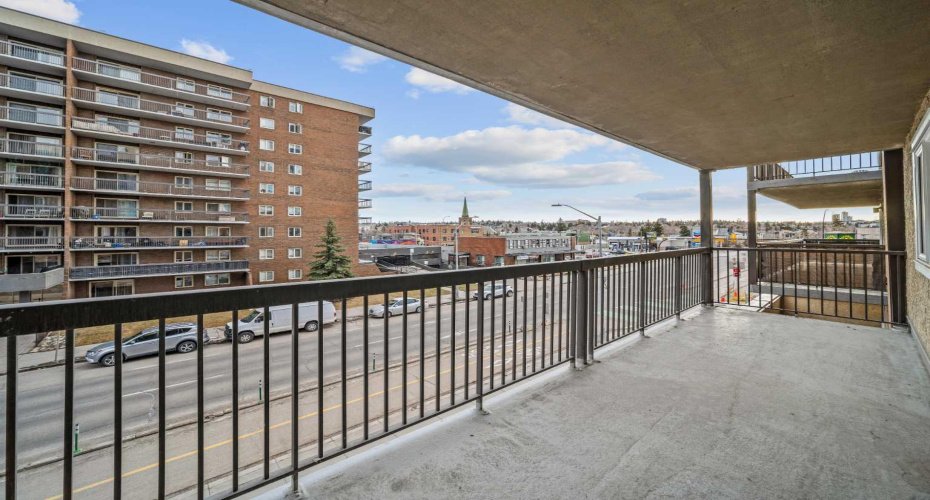 1334 12 Avenue, Calgary, Alberta T3C 3R9, 1 Bedroom Bedrooms, ,1 BathroomBathrooms,Residential,For Sale,12,A2303351