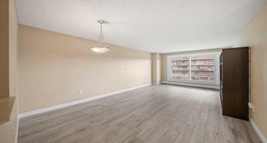 1334 12 Avenue, Calgary, Alberta T3C 3R9, 1 Bedroom Bedrooms, ,1 BathroomBathrooms,Residential,For Sale,12,A2303351