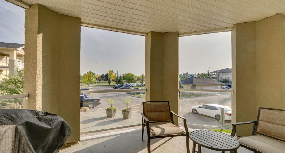 2518 Fish Creek Boulevard, Calgary, Alberta T2Y4T5, 2 Bedrooms Bedrooms, ,2 BathroomsBathrooms,Residential,For Sale,Fish Creek,A2303355