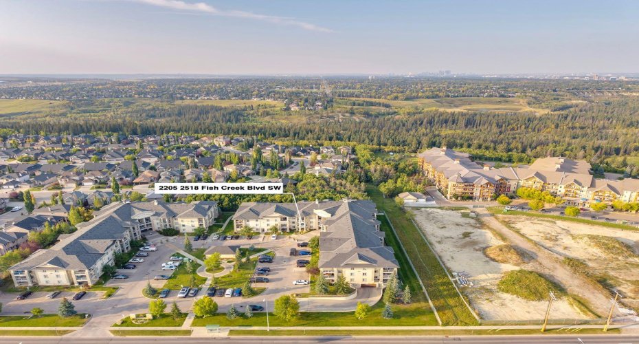 2518 Fish Creek Boulevard, Calgary, Alberta T2Y4T5, 2 Bedrooms Bedrooms, ,2 BathroomsBathrooms,Residential,For Sale,Fish Creek,A2303355