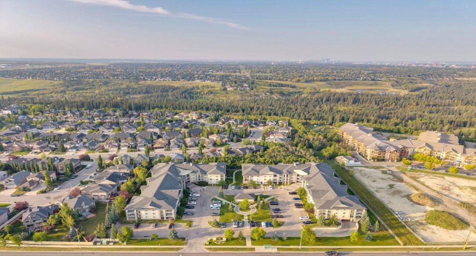 2518 Fish Creek Boulevard, Calgary, Alberta T2Y4T5, 2 Bedrooms Bedrooms, ,2 BathroomsBathrooms,Residential,For Sale,Fish Creek,A2303355