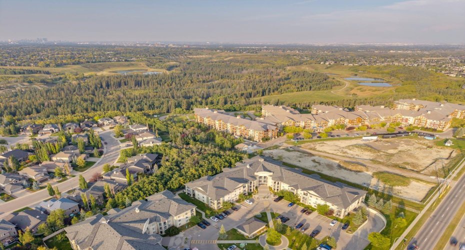 2518 Fish Creek Boulevard, Calgary, Alberta T2Y4T5, 2 Bedrooms Bedrooms, ,2 BathroomsBathrooms,Residential,For Sale,Fish Creek,A2303355