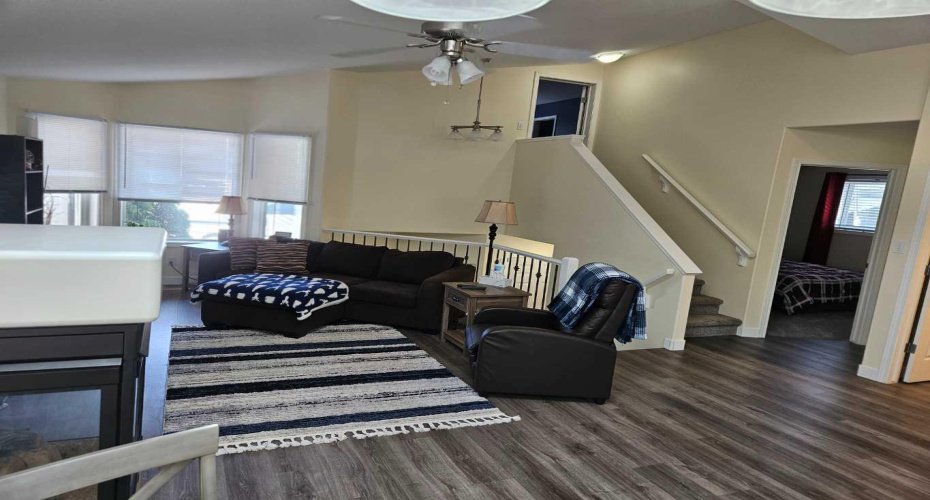 58 HERITAGE Circle, Lethbridge, Alberta T9K 7T3, 5 Bedrooms Bedrooms, ,3 BathroomsBathrooms,Residential,For Sale,HERITAGE,A2303370