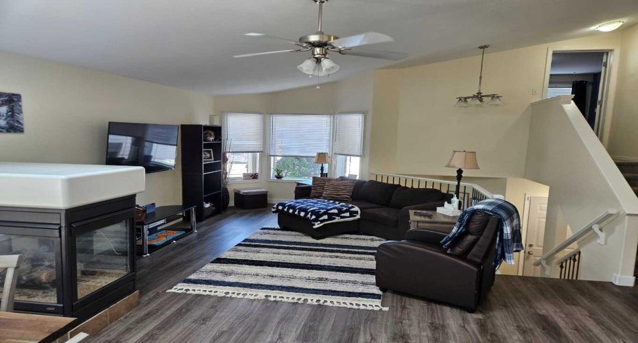 58 HERITAGE Circle, Lethbridge, Alberta T9K 7T3, 5 Bedrooms Bedrooms, ,3 BathroomsBathrooms,Residential,For Sale,HERITAGE,A2303370