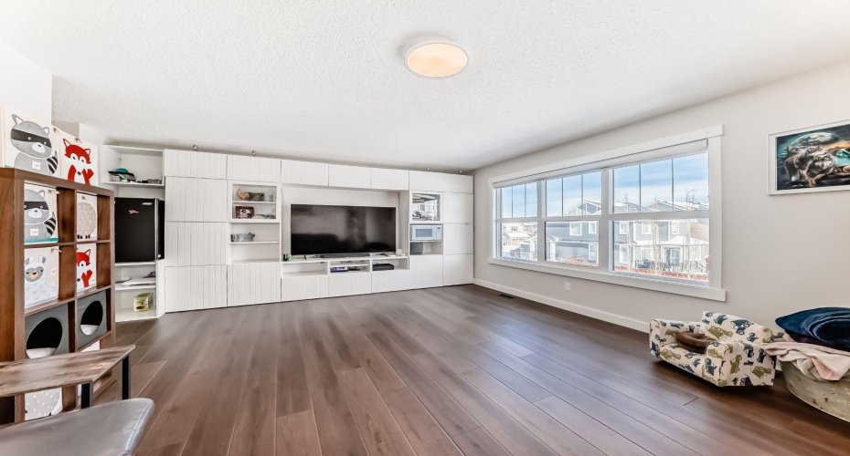 69 Sundown Grove, Cochrane, Alberta T4C 0X5, 4 Bedrooms Bedrooms, ,4 BathroomsBathrooms,Residential,For Sale,Sundown,A2303402