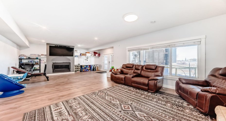 69 Sundown Grove, Cochrane, Alberta T4C 0X5, 4 Bedrooms Bedrooms, ,4 BathroomsBathrooms,Residential,For Sale,Sundown,A2303402