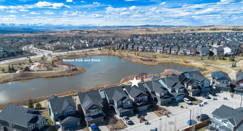 69 Sundown Grove, Cochrane, Alberta T4C 0X5, 4 Bedrooms Bedrooms, ,4 BathroomsBathrooms,Residential,For Sale,Sundown,A2303402