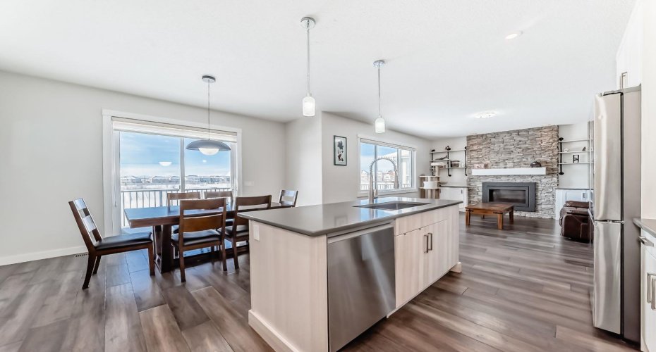 69 Sundown Grove, Cochrane, Alberta T4C 0X5, 4 Bedrooms Bedrooms, ,4 BathroomsBathrooms,Residential,For Sale,Sundown,A2303402