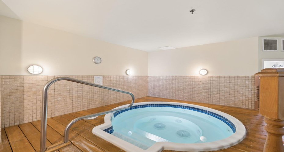 5040 53 Street, Sylvan Lake, Alberta T4S 0A1, 2 Bedrooms Bedrooms, ,2 BathroomsBathrooms,Residential,For Sale,53,A2303412