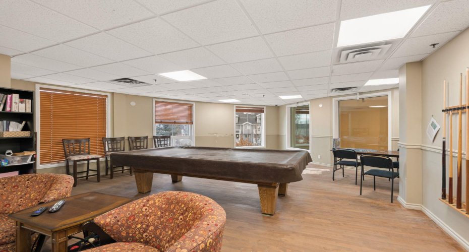 5040 53 Street, Sylvan Lake, Alberta T4S 0A1, 2 Bedrooms Bedrooms, ,2 BathroomsBathrooms,Residential,For Sale,53,A2303412