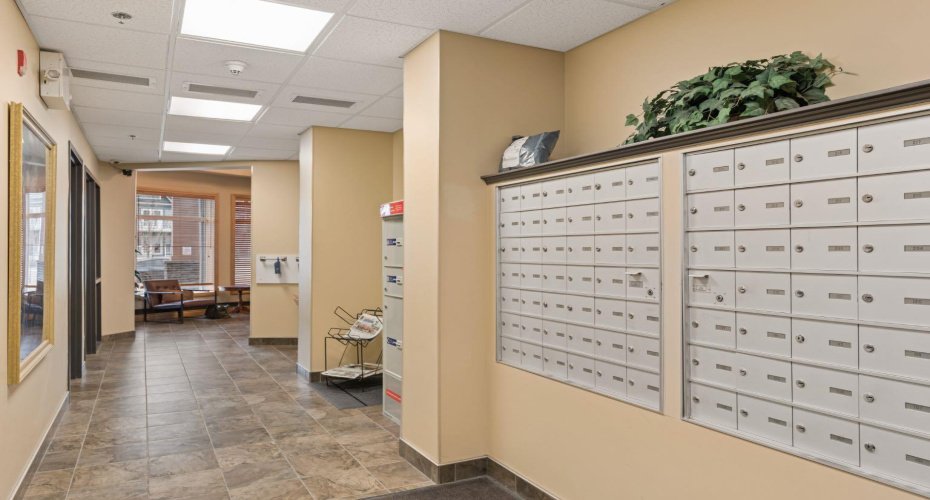 5040 53 Street, Sylvan Lake, Alberta T4S 0A1, 2 Bedrooms Bedrooms, ,2 BathroomsBathrooms,Residential,For Sale,53,A2303412