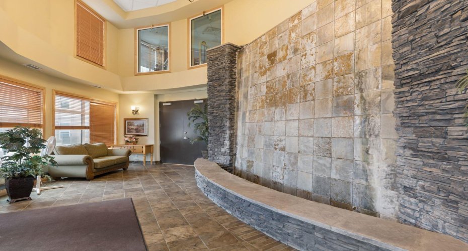 5040 53 Street, Sylvan Lake, Alberta T4S 0A1, 2 Bedrooms Bedrooms, ,2 BathroomsBathrooms,Residential,For Sale,53,A2303412