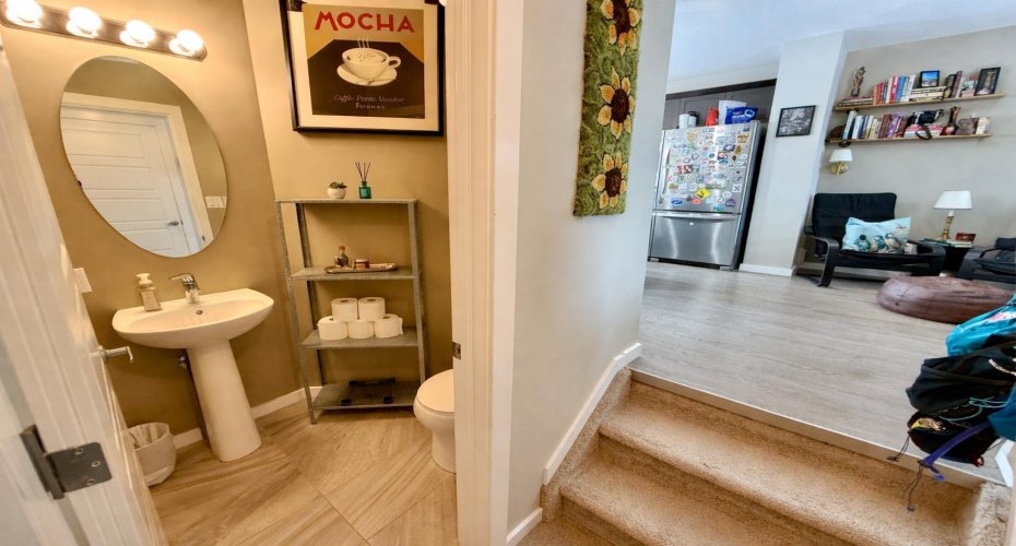 1134 Keystone Road, Lethbridge, Alberta T1J 5H6, 3 Bedrooms Bedrooms, ,2 BathroomsBathrooms,Residential,For Sale,Keystone,A2303416