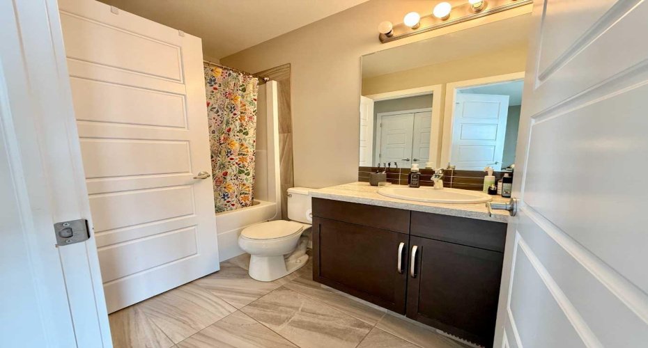 1134 Keystone Road, Lethbridge, Alberta T1J 5H6, 3 Bedrooms Bedrooms, ,2 BathroomsBathrooms,Residential,For Sale,Keystone,A2303416