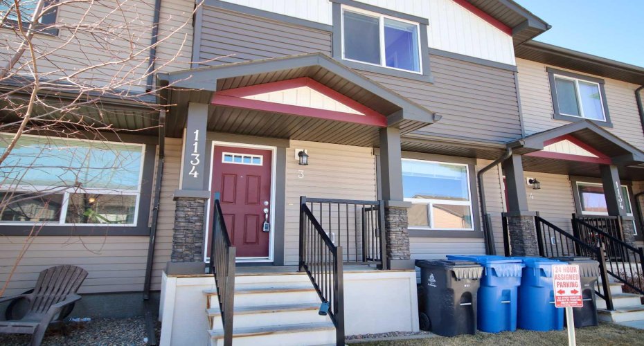 1134 Keystone Road, Lethbridge, Alberta T1J 5H6, 3 Bedrooms Bedrooms, ,2 BathroomsBathrooms,Residential,For Sale,Keystone,A2303416