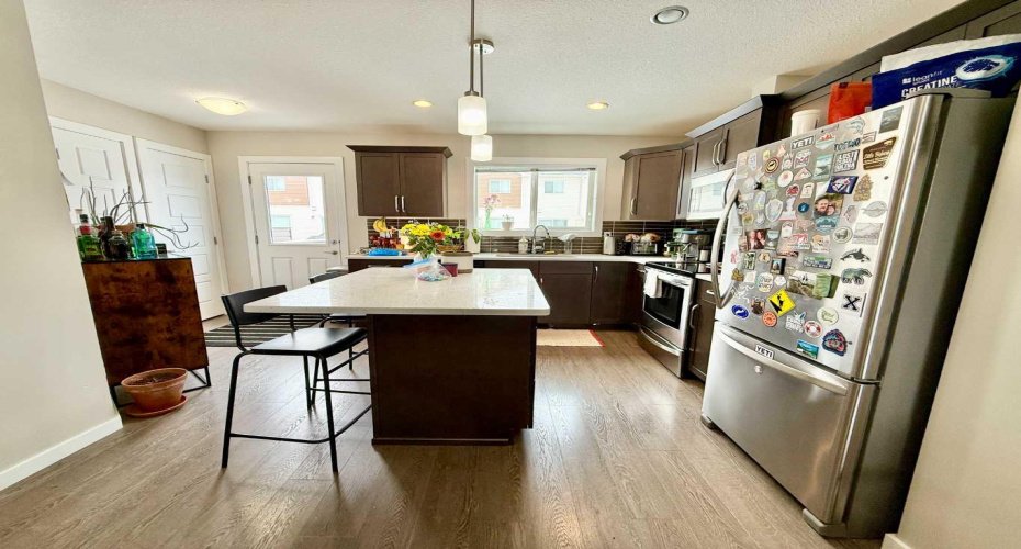 1134 Keystone Road, Lethbridge, Alberta T1J 5H6, 3 Bedrooms Bedrooms, ,2 BathroomsBathrooms,Residential,For Sale,Keystone,A2303416