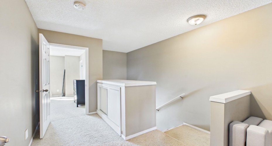 47 Toscana Gardens, Calgary, Alberta T3L 3C2, 2 Bedrooms Bedrooms, ,3 BathroomsBathrooms,Residential,For Sale,Toscana,A2303418