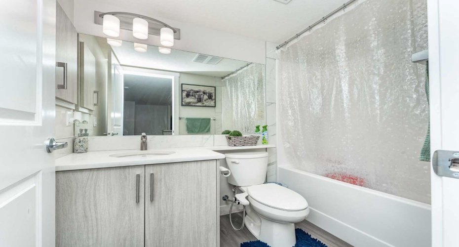 6118 80 Avenue, Calgary, Alberta T3J 0S6, 2 Bedrooms Bedrooms, ,2 BathroomsBathrooms,Residential,For Sale,80,A2303427