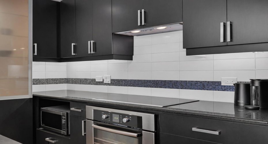 888 4 Avenue, Calgary, Alberta T2P0V2, 1 Bedroom Bedrooms, ,1 BathroomBathrooms,Residential,For Sale,4,A2303437