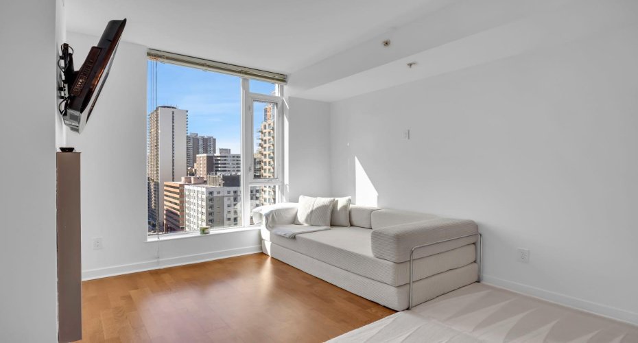 888 4 Avenue, Calgary, Alberta T2P0V2, 1 Bedroom Bedrooms, ,1 BathroomBathrooms,Residential,For Sale,4,A2303437